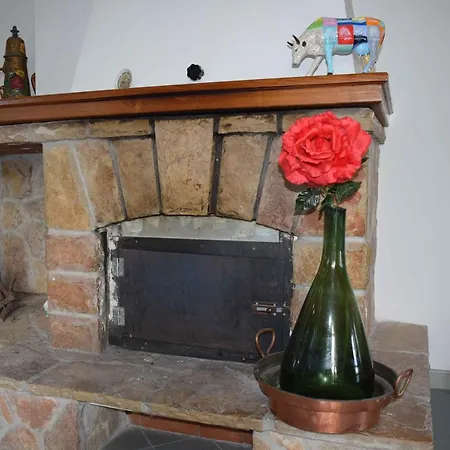 Achille Apartament