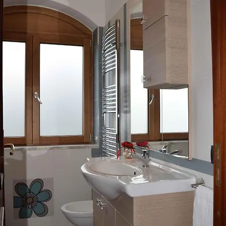 Achille Apartment