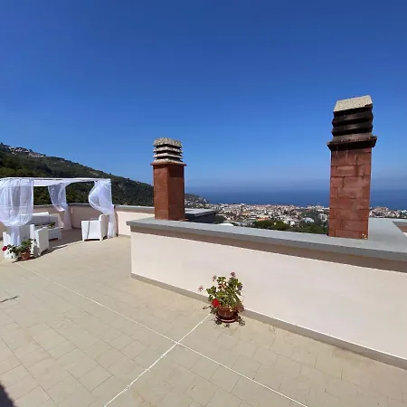 Apartment Achille