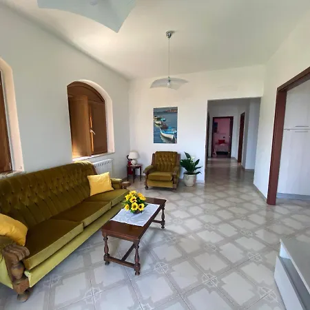 Apartment Achille